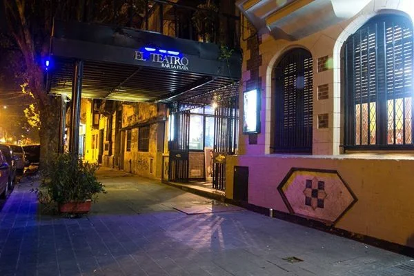 Teatro Bar 17
