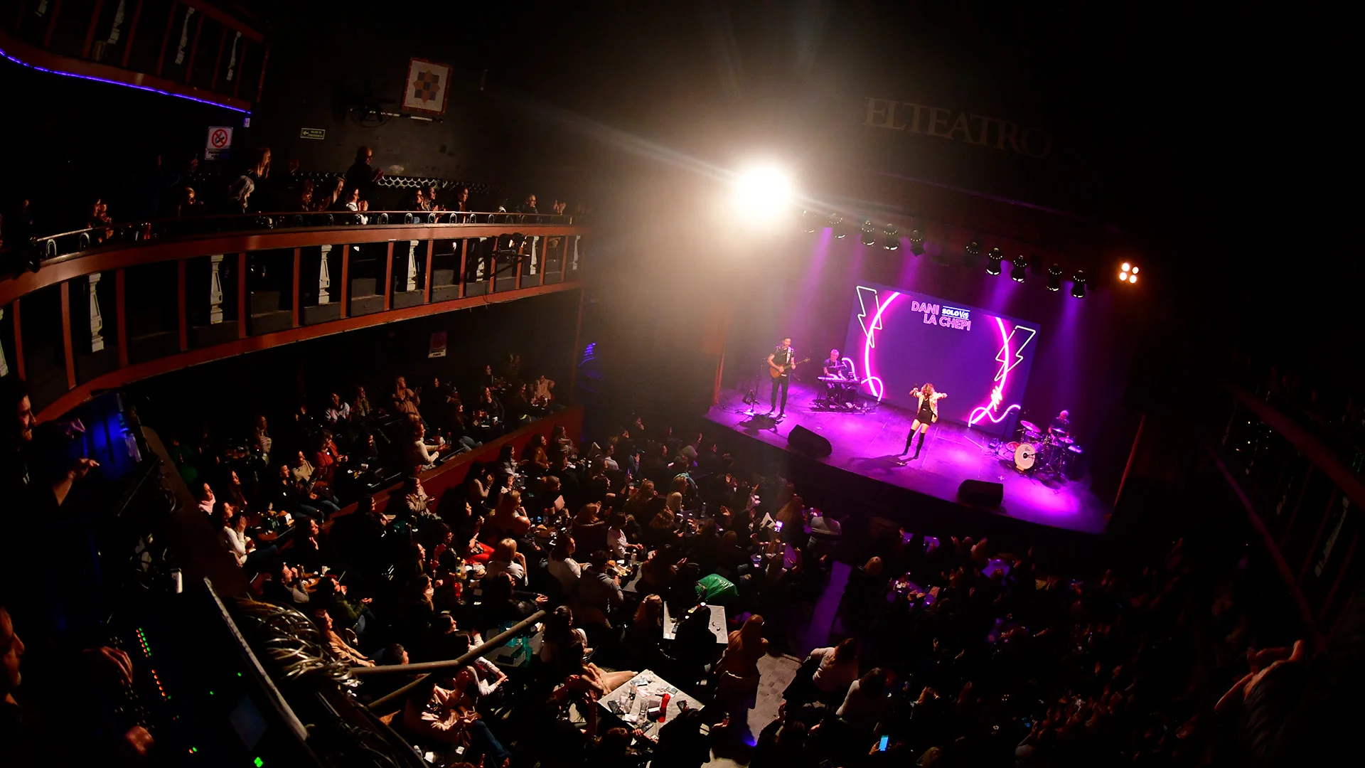 Teatro Bar 7